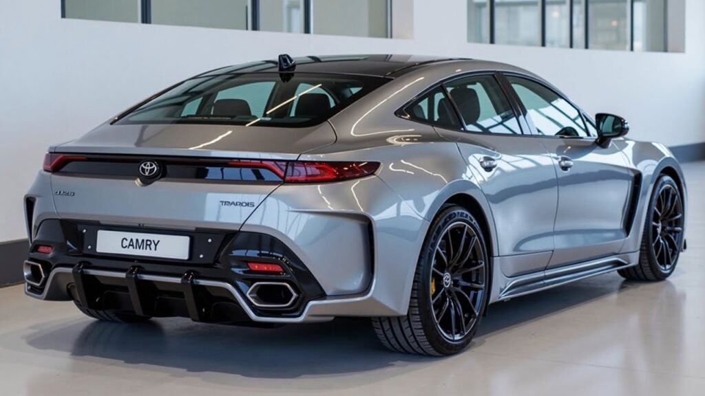 New Toyota Camry 2026 Launch: Luxury Hybrid Sedan With Stunning Design, High MPG & Smart Tech